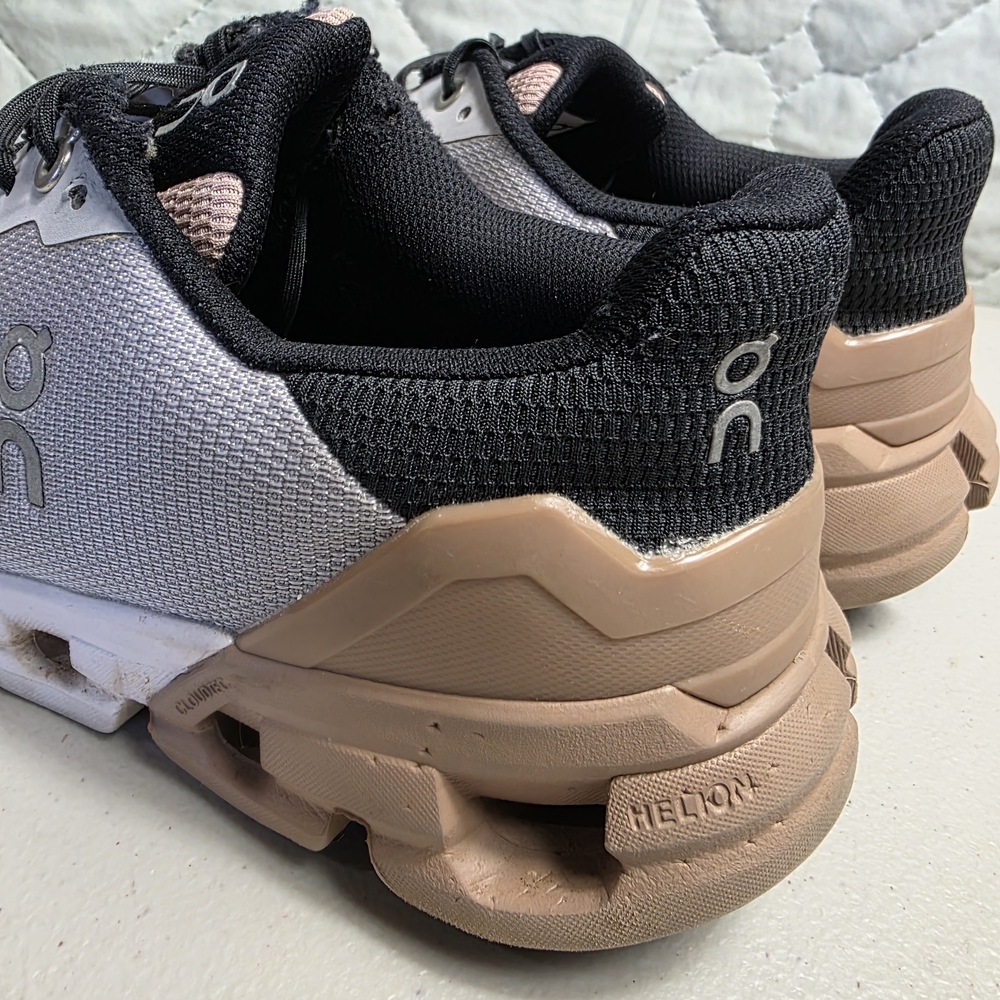 On Cloud Cloudflyer Running Shoes Womens 8.5 Sneakers Glacier Rosebrown - Picture 5 of 11